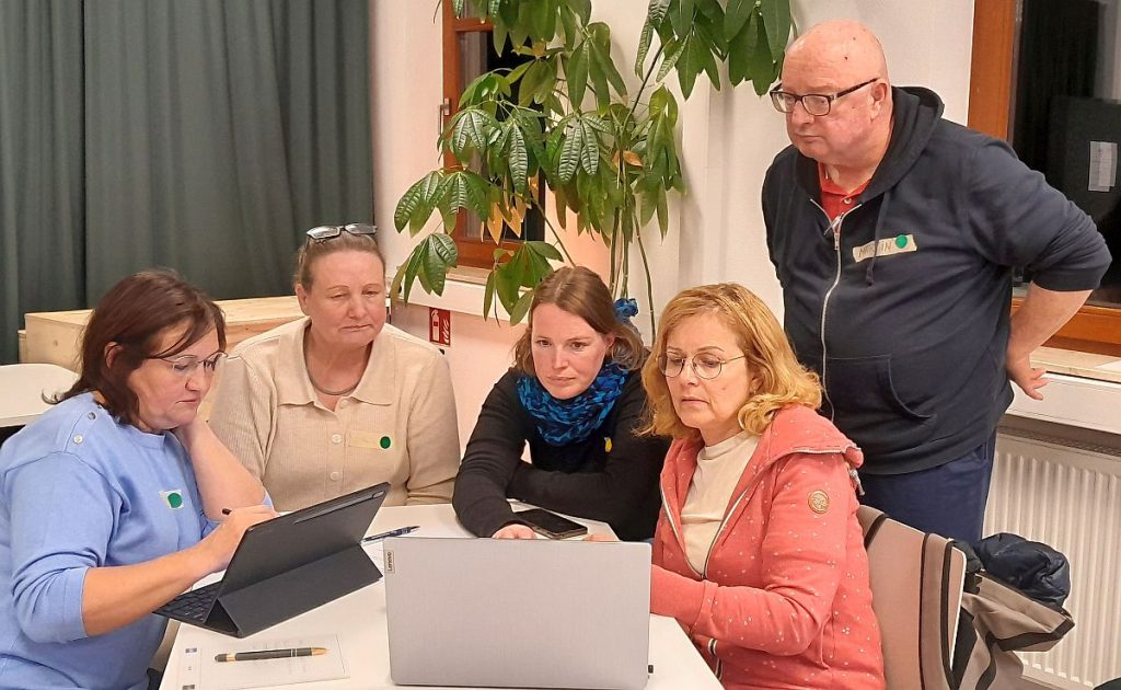 Gruppe Design Kinder web